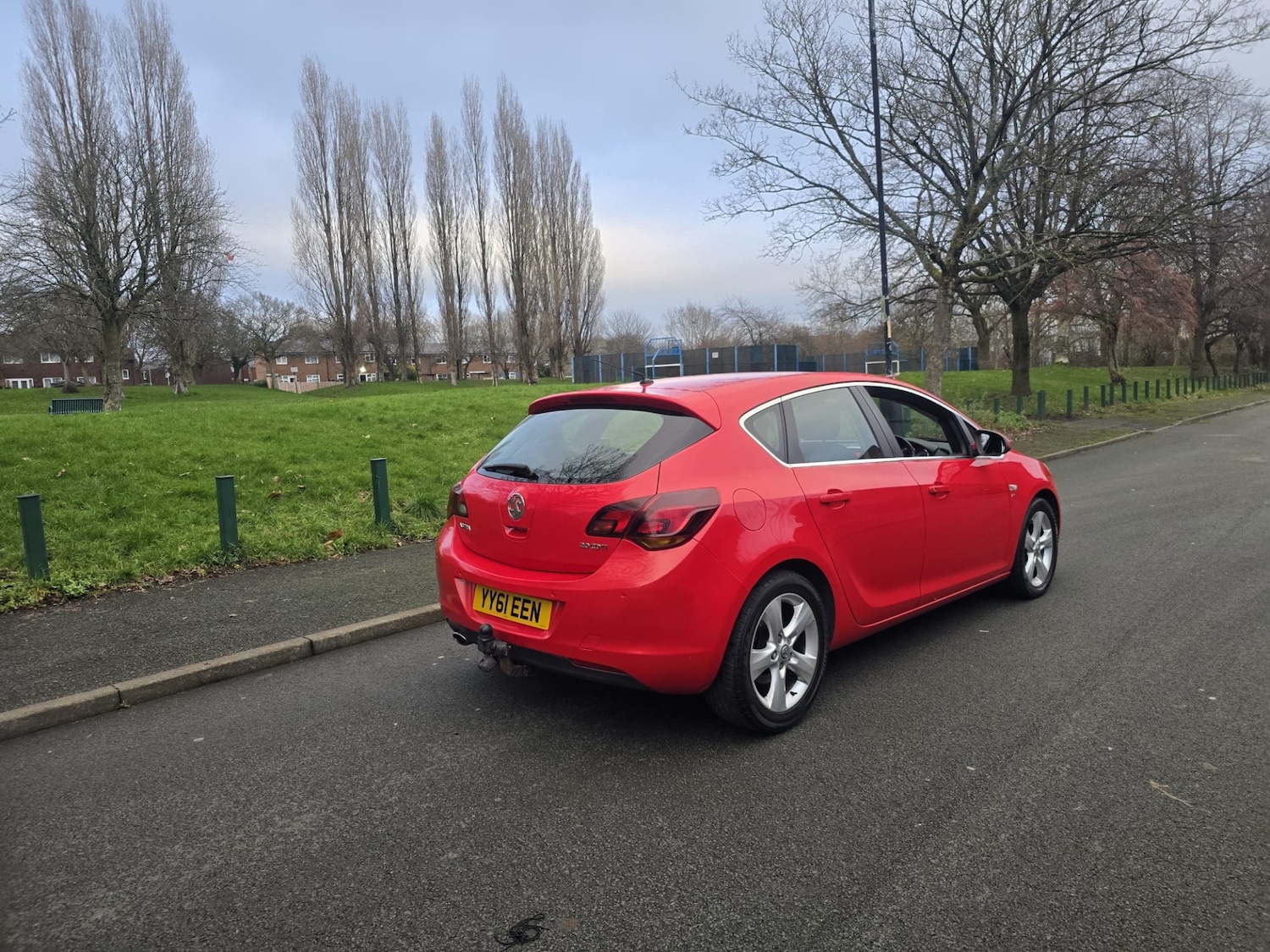Used Vauxhall Astra 2011 for sale - 77603458: Photo 3