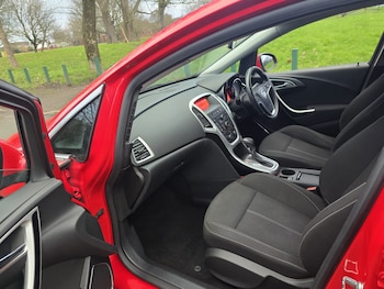 Used Vauxhall Astra 2011 for sale - 77603458: Photo