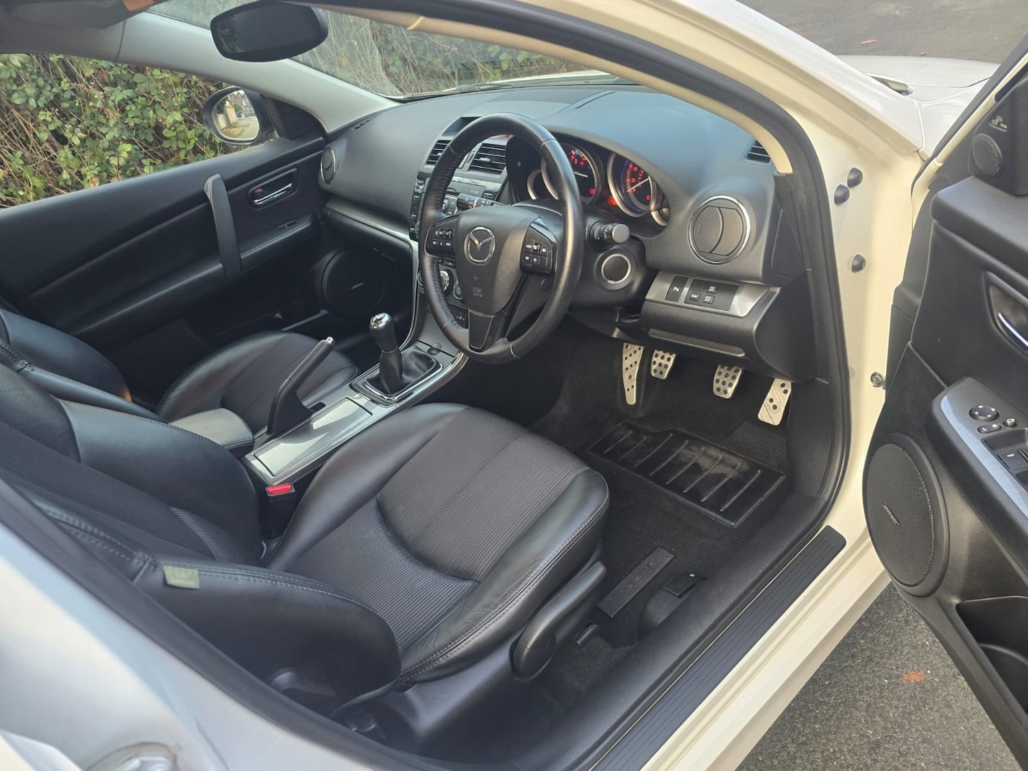 Used Mazda Mazda6 2011 for sale - 76682397: Photo 13