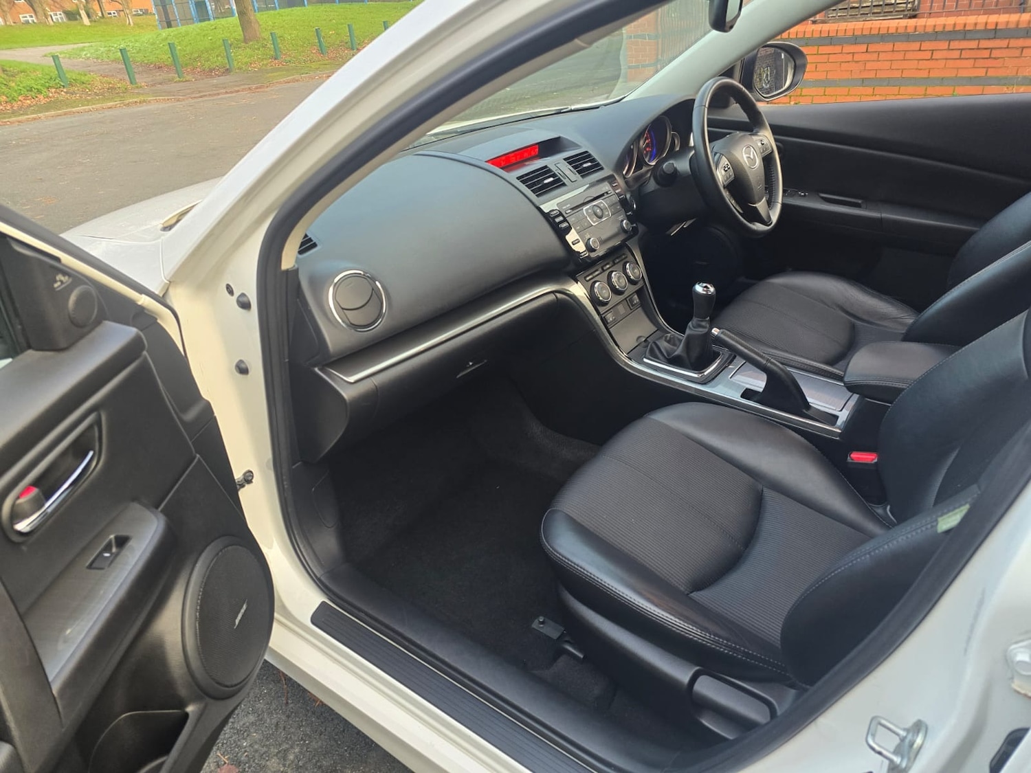 Used Mazda Mazda6 2011 for sale - 76682397: Photo 4