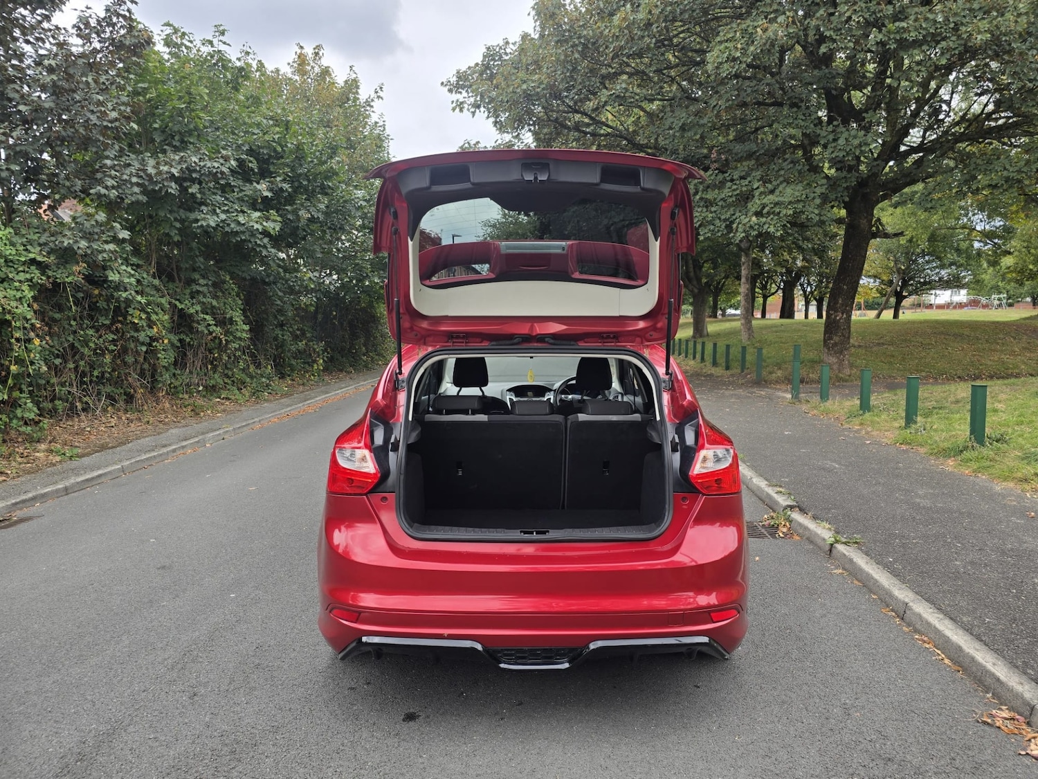 Used Ford Focus 2012 for sale - 76554526: Photo 13