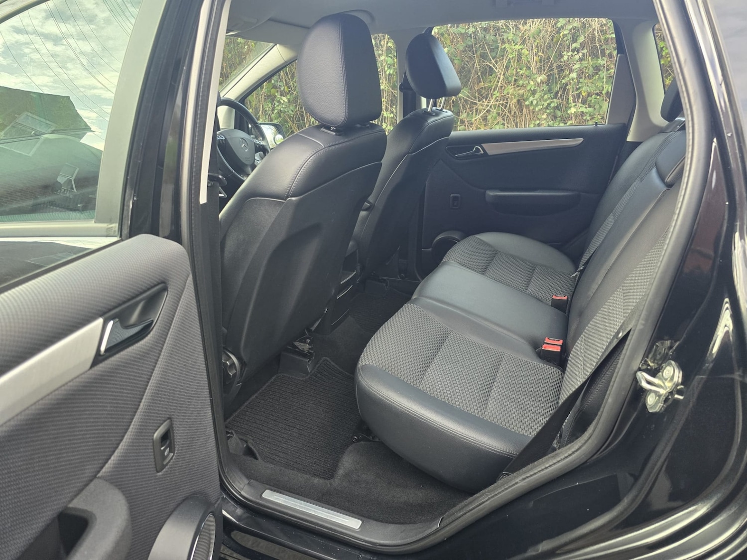 Used Mercedes-Benz A-Class 2010 for sale - 76987111: Photo 17