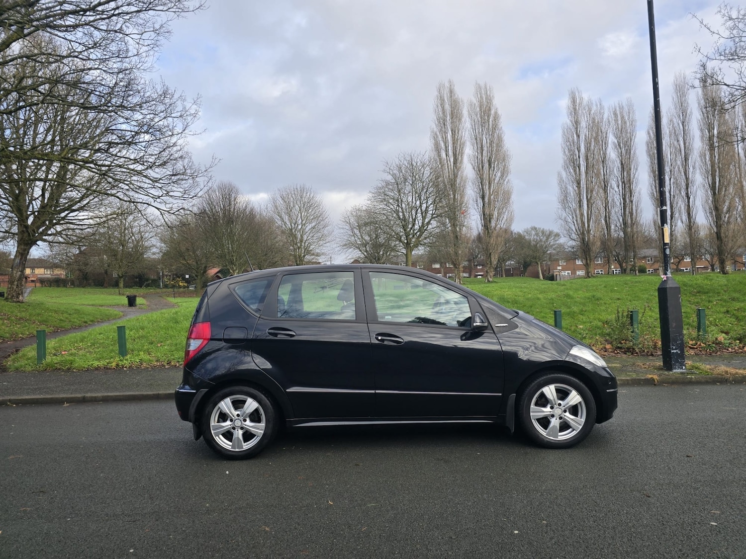 Used Mercedes-Benz A-Class 2010 for sale - 76987111: Photo 7