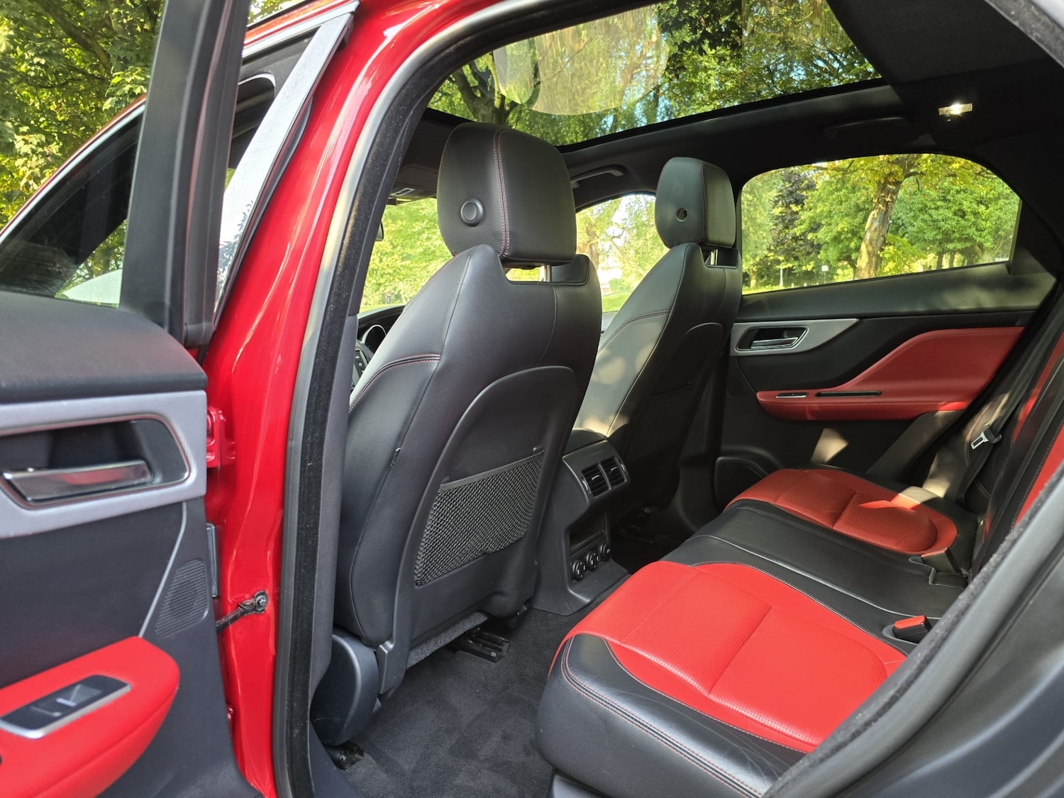 Used Jaguar F-Pace 2016 for sale - 76577167: Photo 19