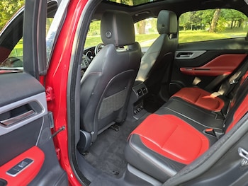 Used Jaguar F-Pace 2016 for sale - 76577167: Photo