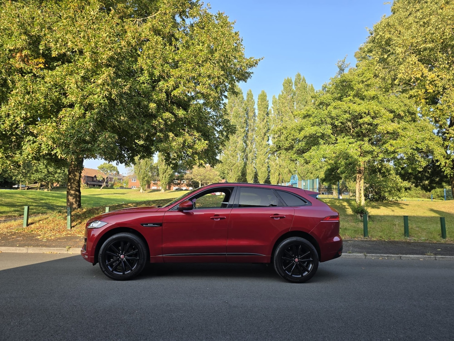 Used Jaguar F-Pace 2016 for sale - 76577167: Photo 6