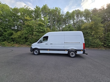 Used Mercedes-Benz Sprinter 2019 for sale - 79531933: Photo