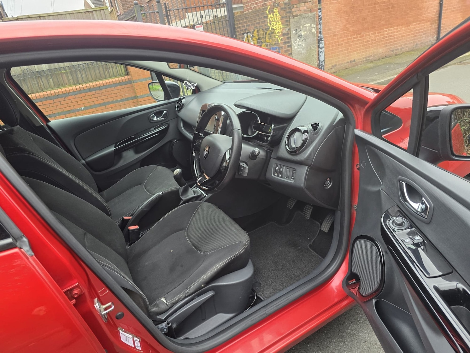 Used Renault Clio 2014 for sale - 78092815: Photo 5