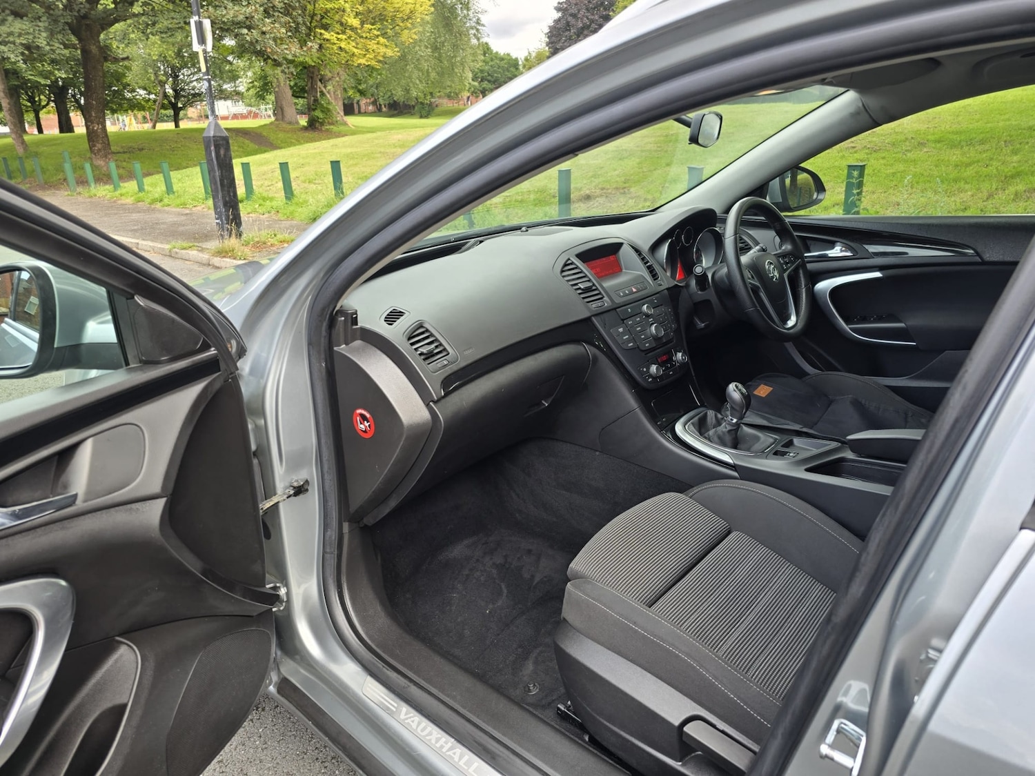 Used Vauxhall Insignia 2011 for sale - 77195527: Photo 5