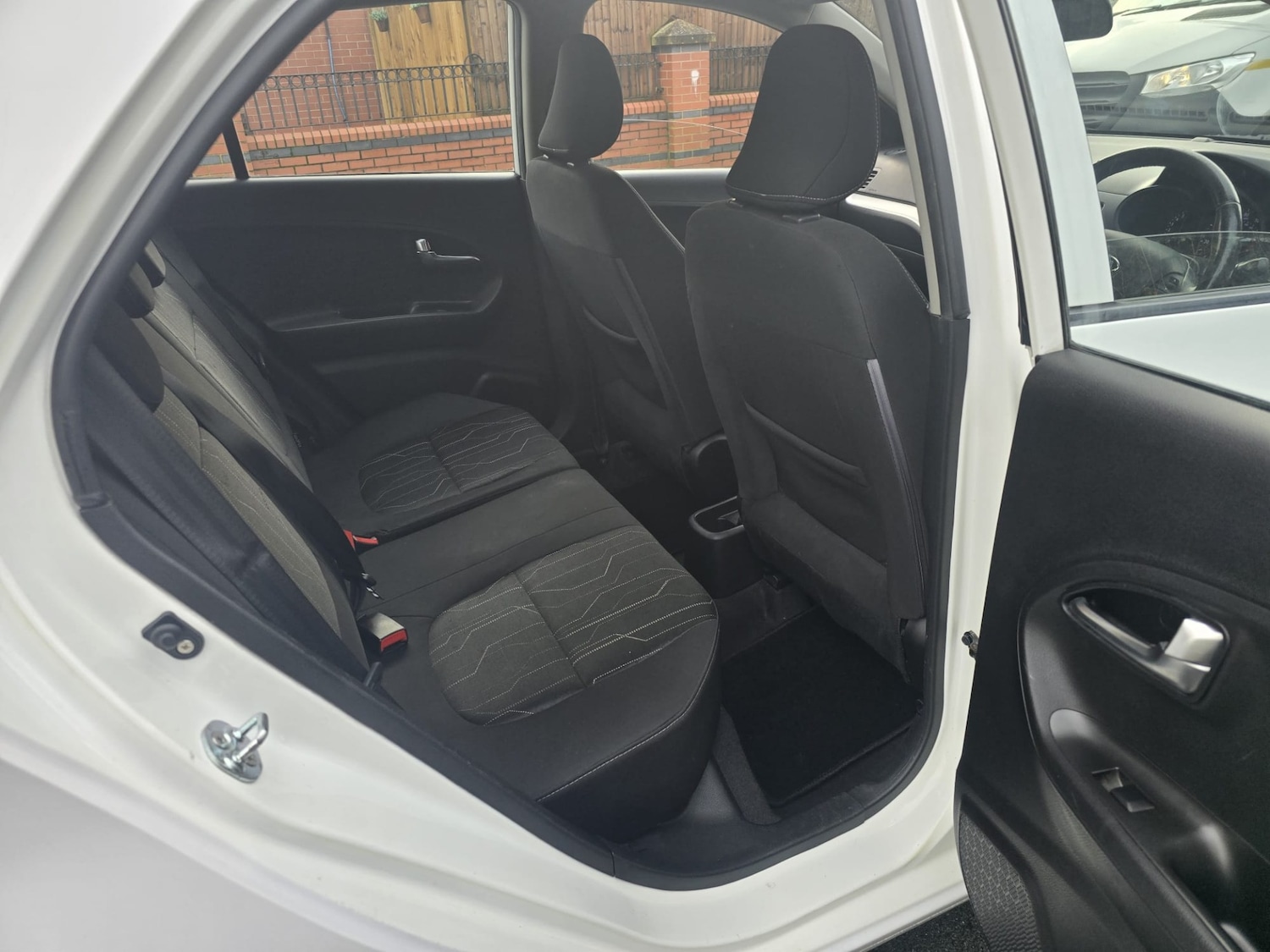 Used Kia Picanto 2011 for sale - 76980780: Photo 15