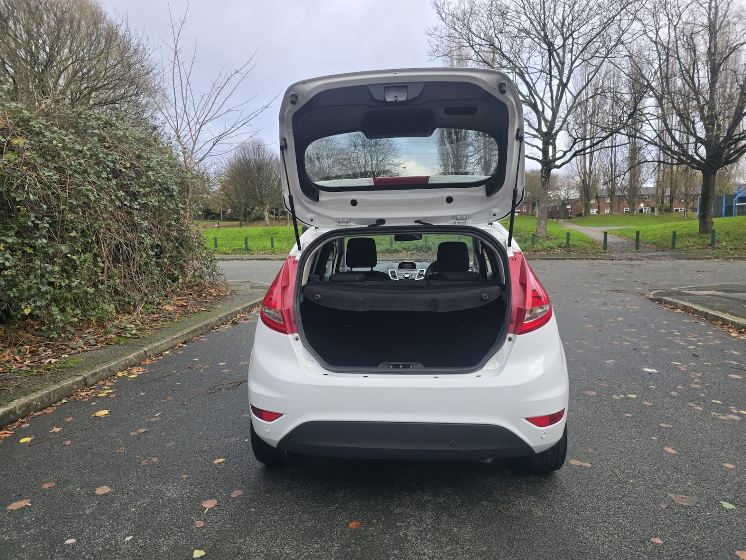 Used Ford Fiesta 2012 for sale - 76719042: Photo 8