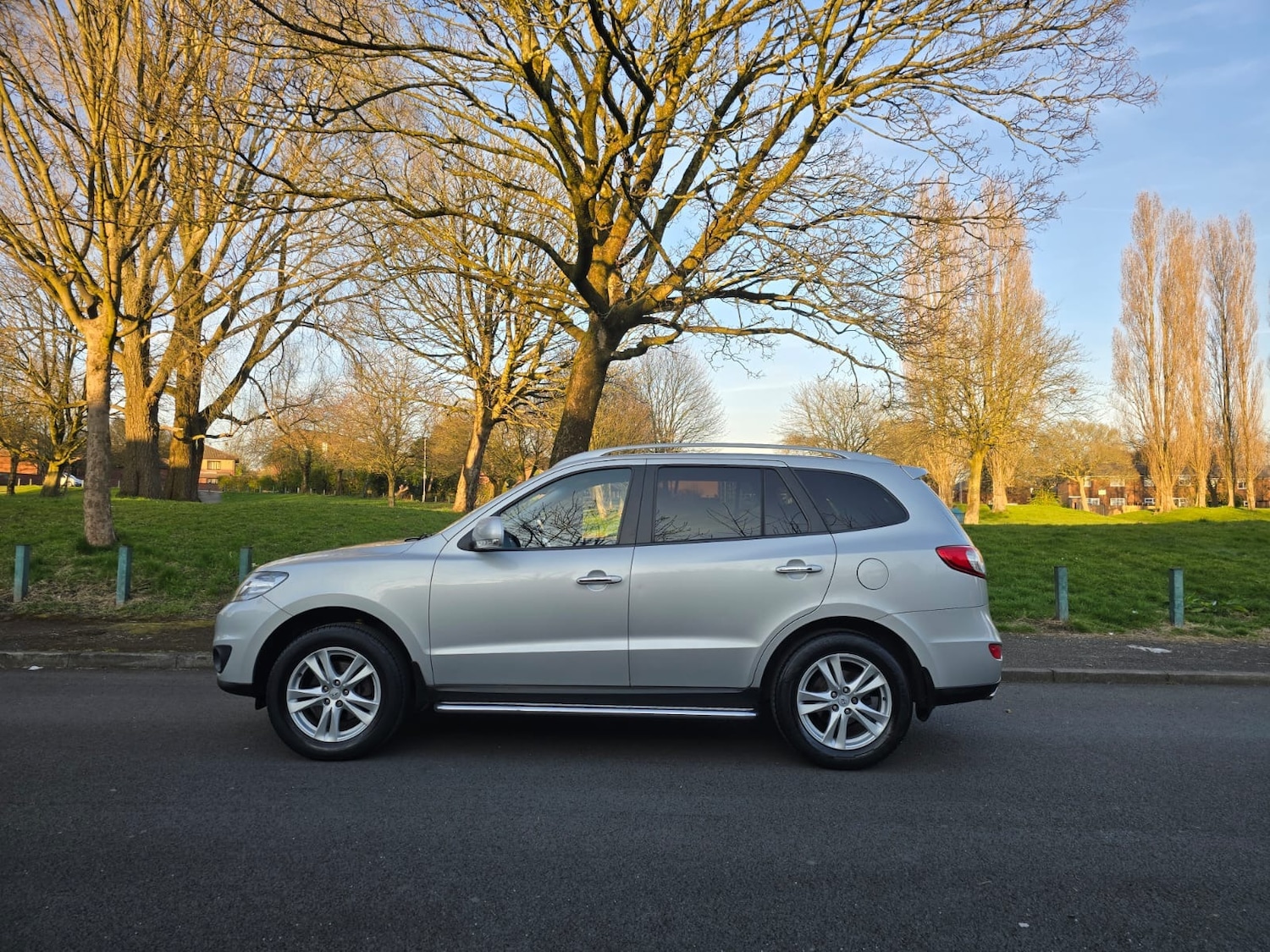 Used Hyundai Santa Fe 2010 for sale - 76476998: Photo 12