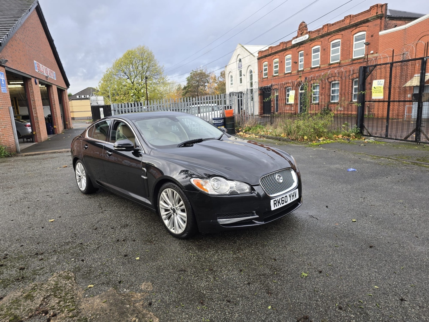 Used Jaguar XF 2010 for sale - 77404795: Photo 15