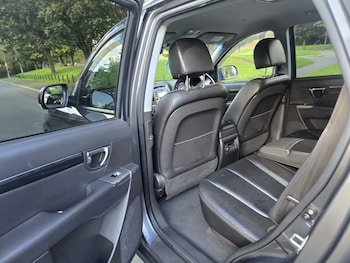 Used Hyundai Santa Fe 2011 for sale - 76726037: Photo