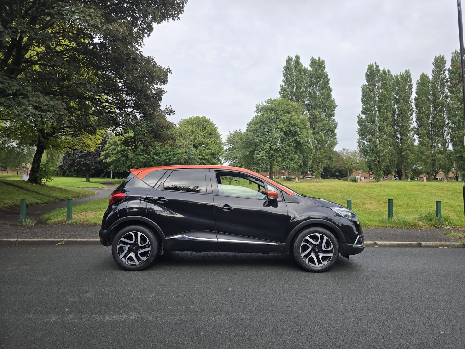 Used Renault Captur 2015 for sale - 77983813: Photo 2