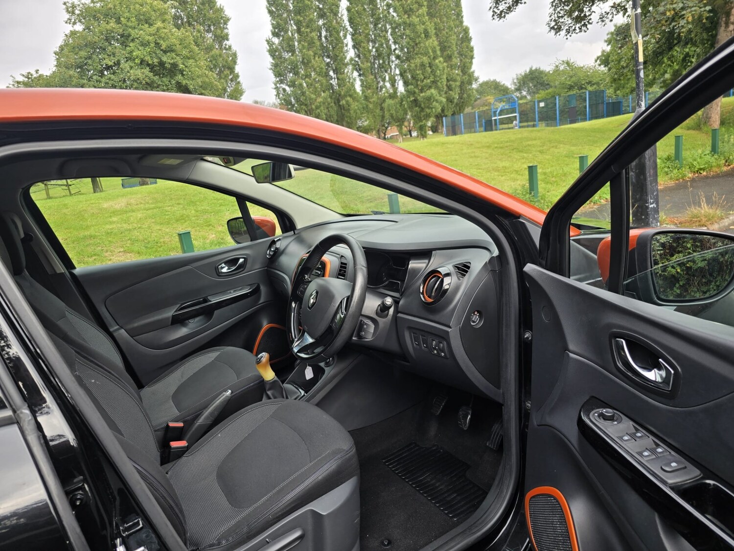 Used Renault Captur 2015 for sale - 77983813: Photo 23