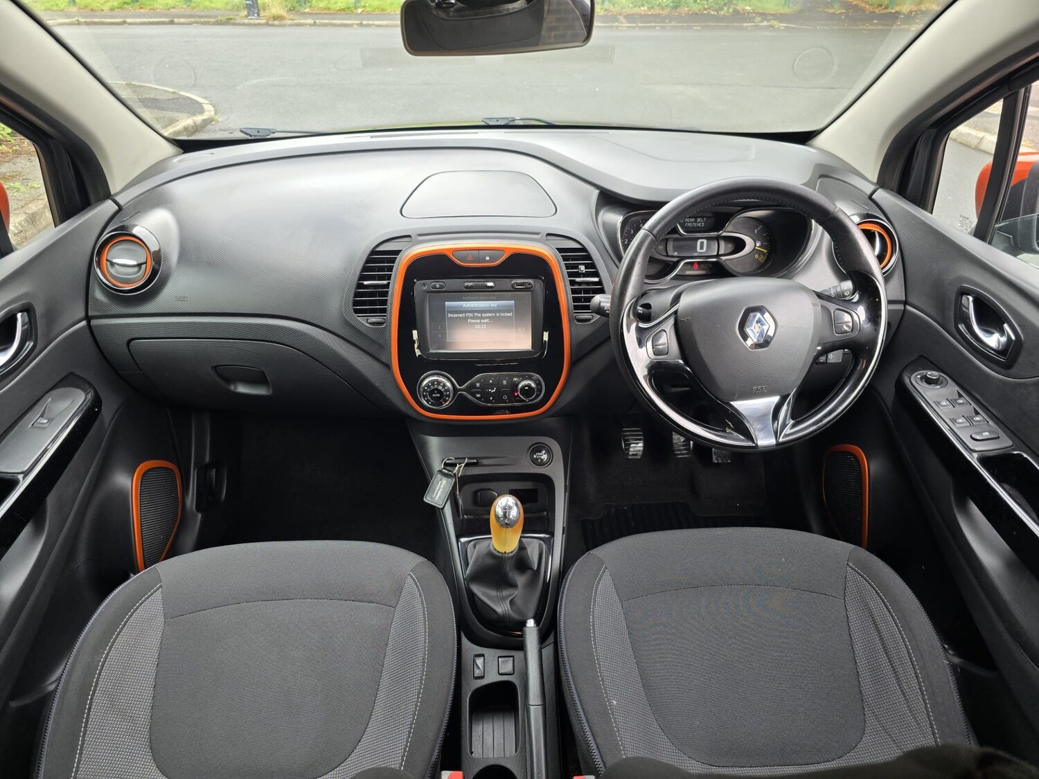 Used Renault Captur 2015 for sale - 77983813: Photo 8