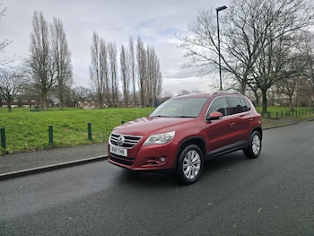 Used Volkswagen Tiguan 2011 for sale - 77168600: Photo