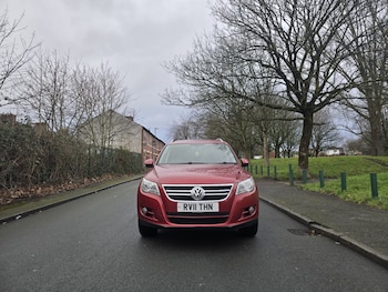 Used Volkswagen Tiguan 2011 for sale - 77168600: Photo