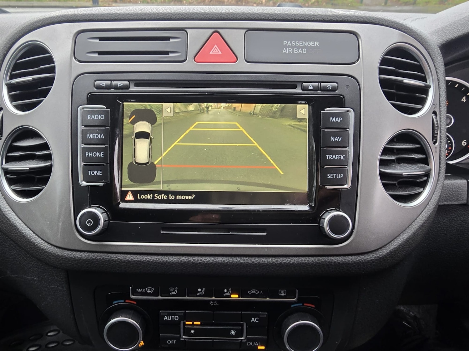 Used Volkswagen Tiguan 2011 for sale - 77168600: Photo 7