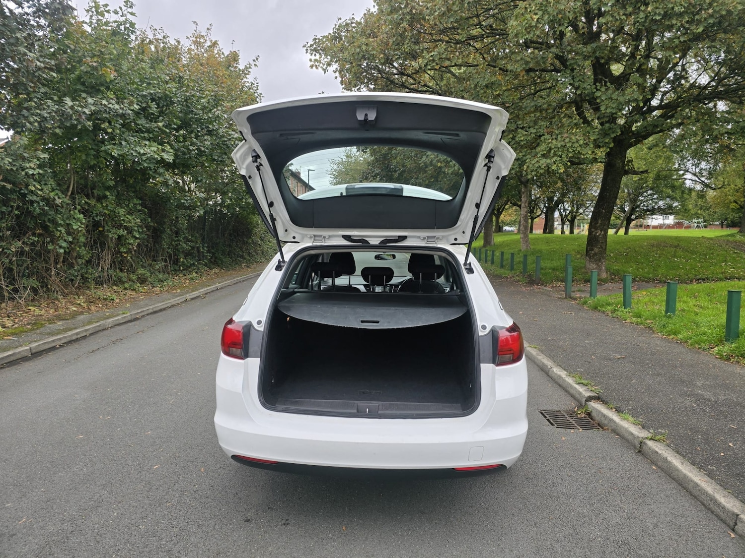 Used Vauxhall Astra 2017 for sale - 76478094: Photo 6