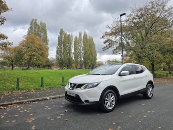Used Nissan Qashqai 2014 for sale - 77602007: Photo