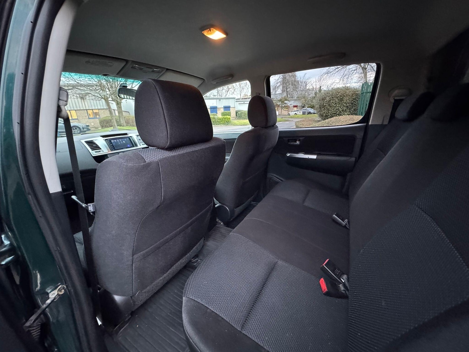 Used Toyota Hilux 2015 for sale - 76935860: Photo 38