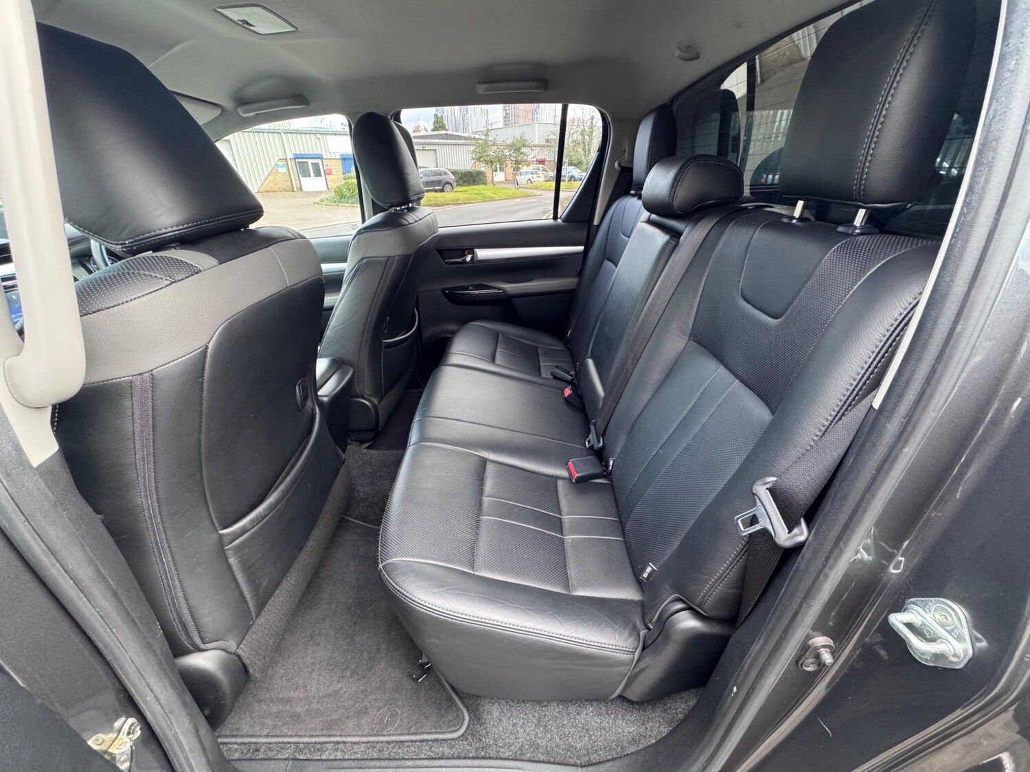 Used Toyota Hilux 2016 for sale - 77440654: Photo 52