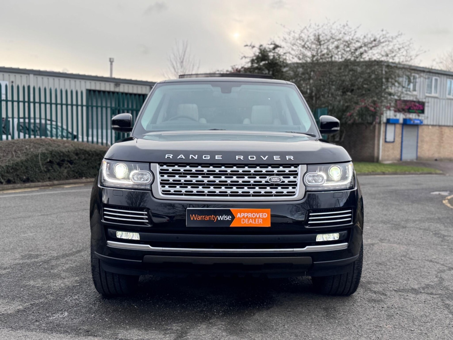 Used Land Rover Range Rover for sale - 77550075: Photo 2