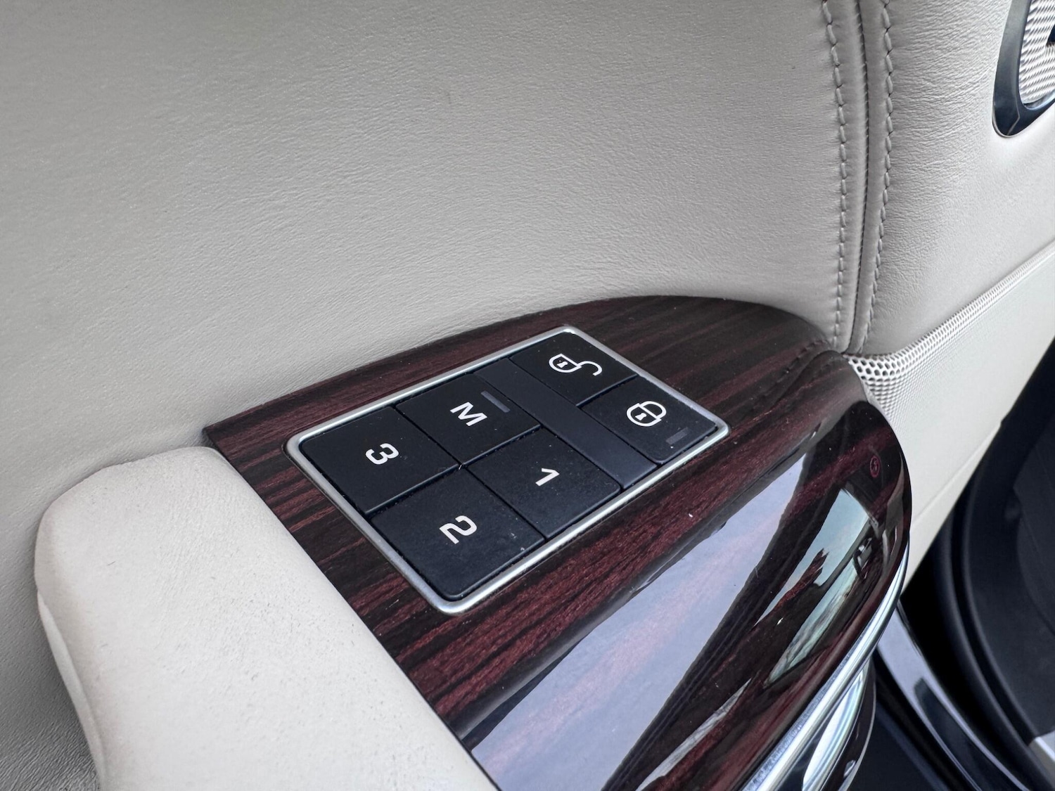 Used Land Rover Range Rover for sale - 77550075: Photo 35