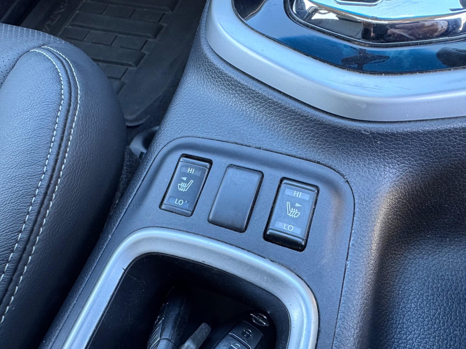 Used Nissan Navara 2017 for sale - 78128172: Photo 25