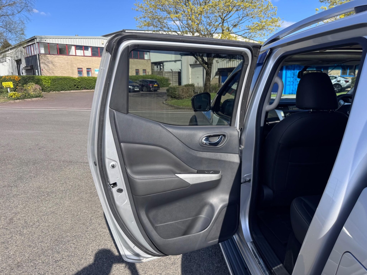 Used Nissan Navara 2017 for sale - 78128172: Photo 35