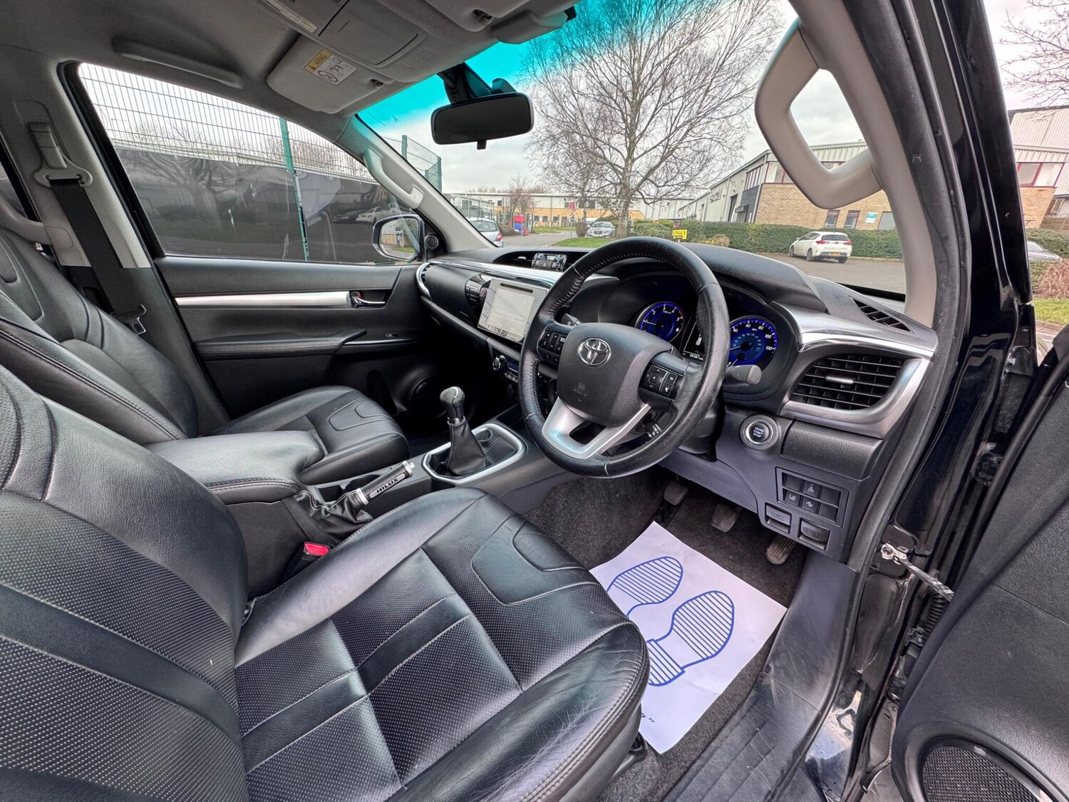 Used Toyota Hilux for sale - 77768244: Photo 23