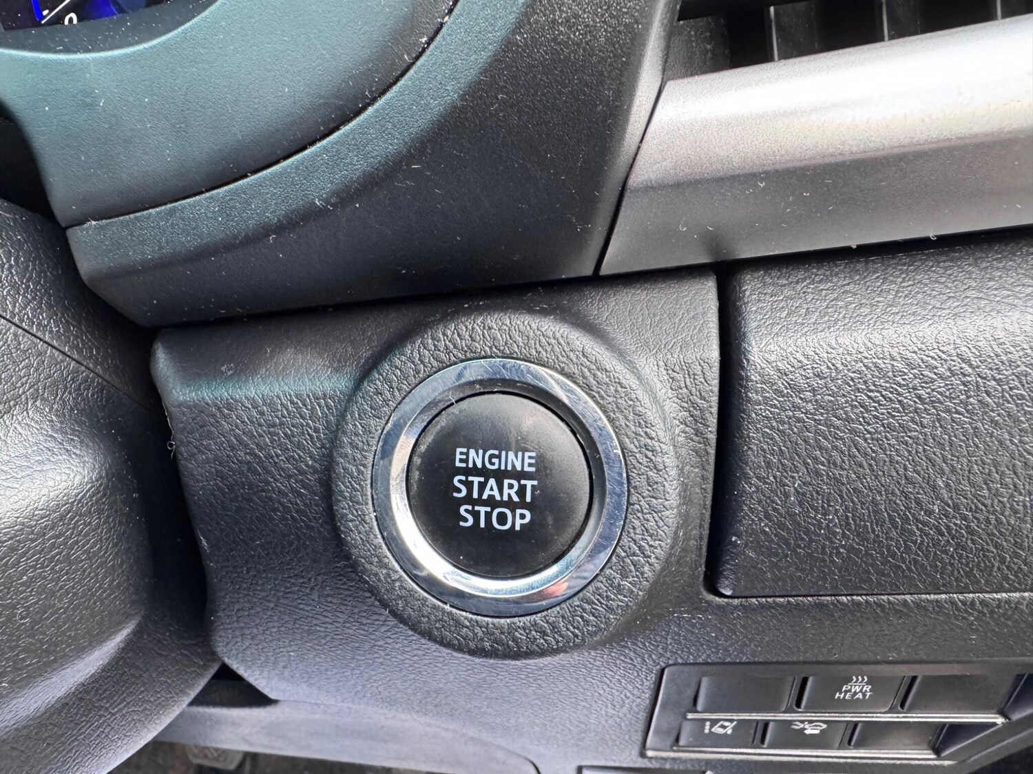 Used Toyota Hilux for sale - 77768244: Photo 25