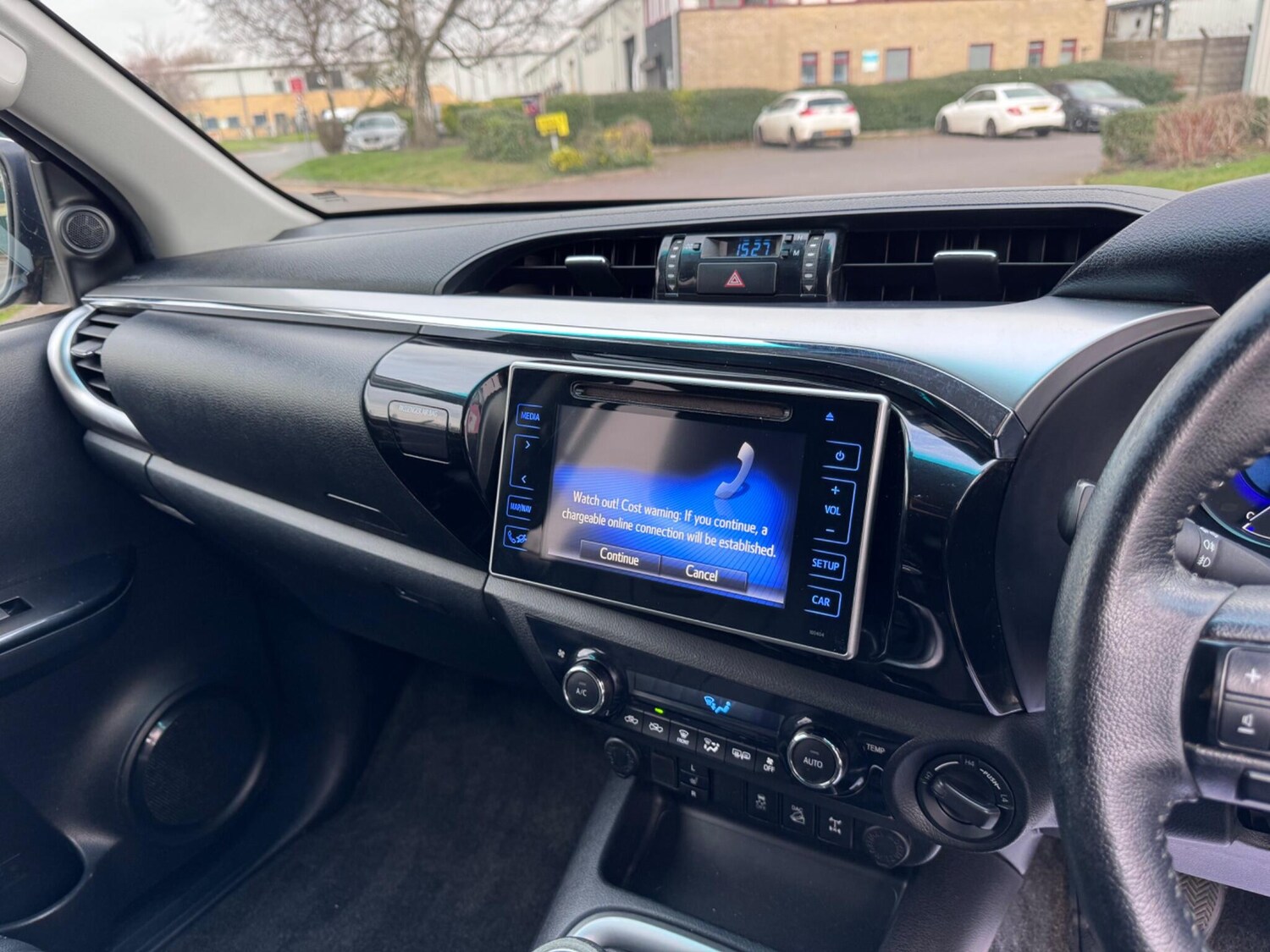 Used Toyota Hilux for sale - 77768244: Photo 27