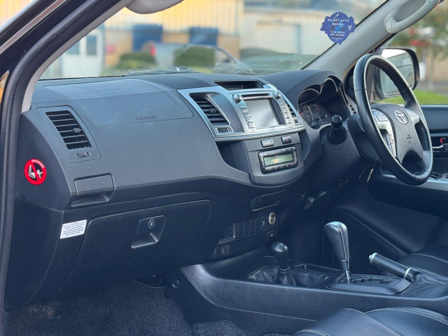 Used Toyota Hilux 2015 for sale - 76855925: Photo 17