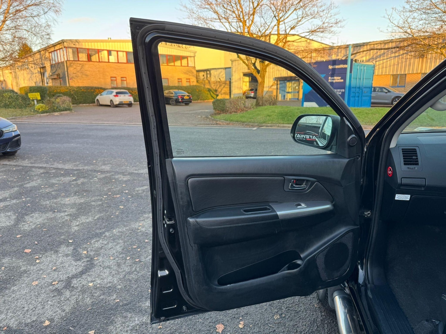 Used Toyota Hilux 2015 for sale - 76855925: Photo 21