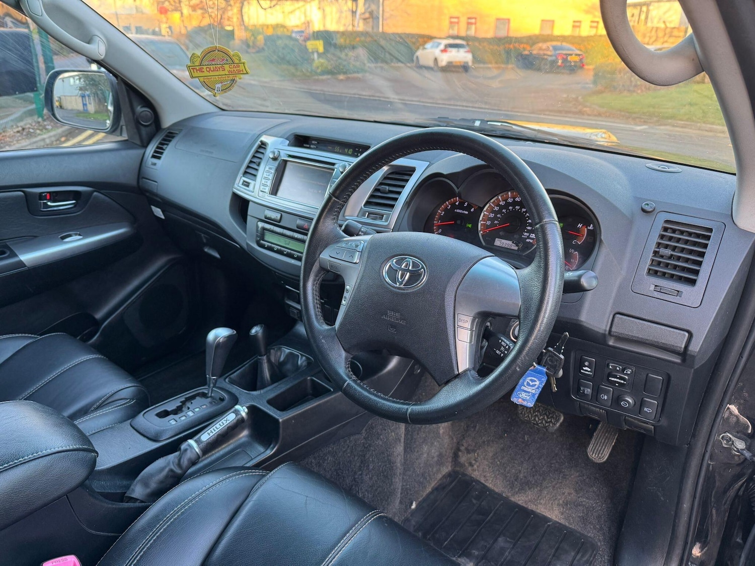 Used Toyota Hilux 2015 for sale - 76855925: Photo 22