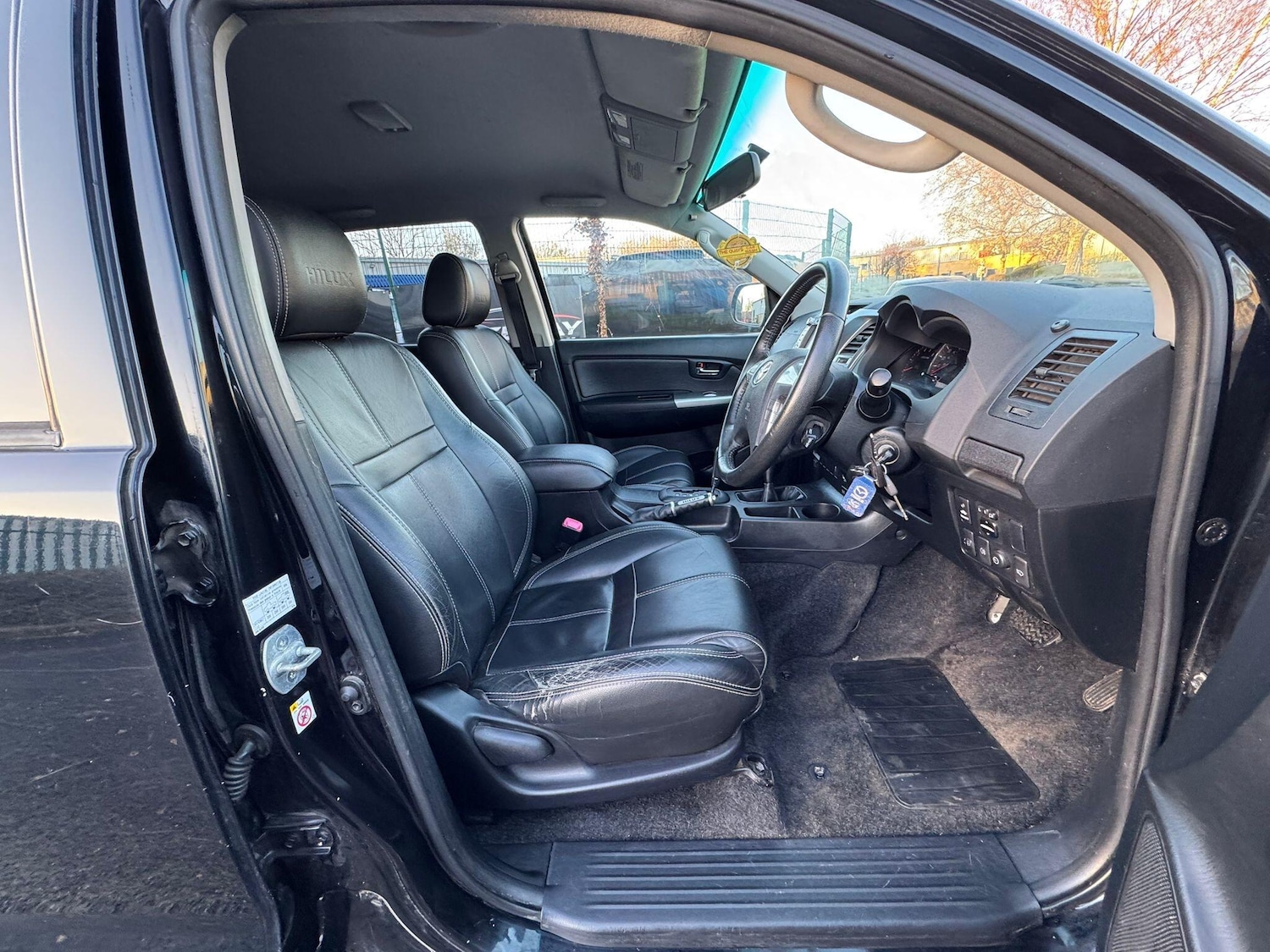 Used Toyota Hilux 2015 for sale - 76855925: Photo 23