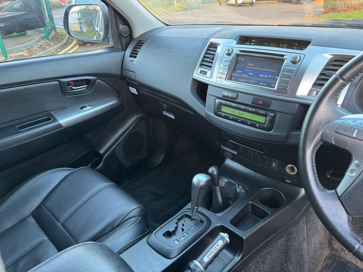 Used Toyota Hilux 2015 for sale - 76855925: Photo 26