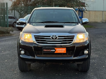 Used Toyota Hilux 2015 for sale - 76855925: Photo