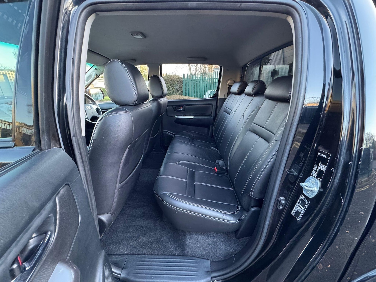 Used Toyota Hilux 2015 for sale - 76855925: Photo 32