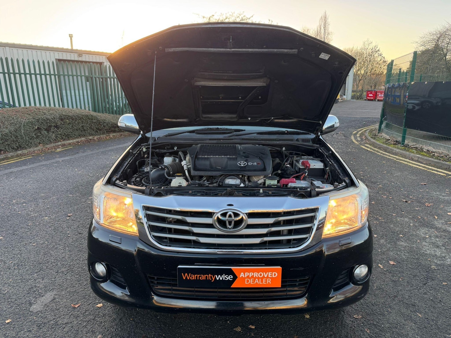 Used Toyota Hilux 2015 for sale - 76855925: Photo 37