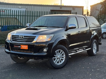 Used Toyota Hilux 2015 for sale - 76855925: Photo