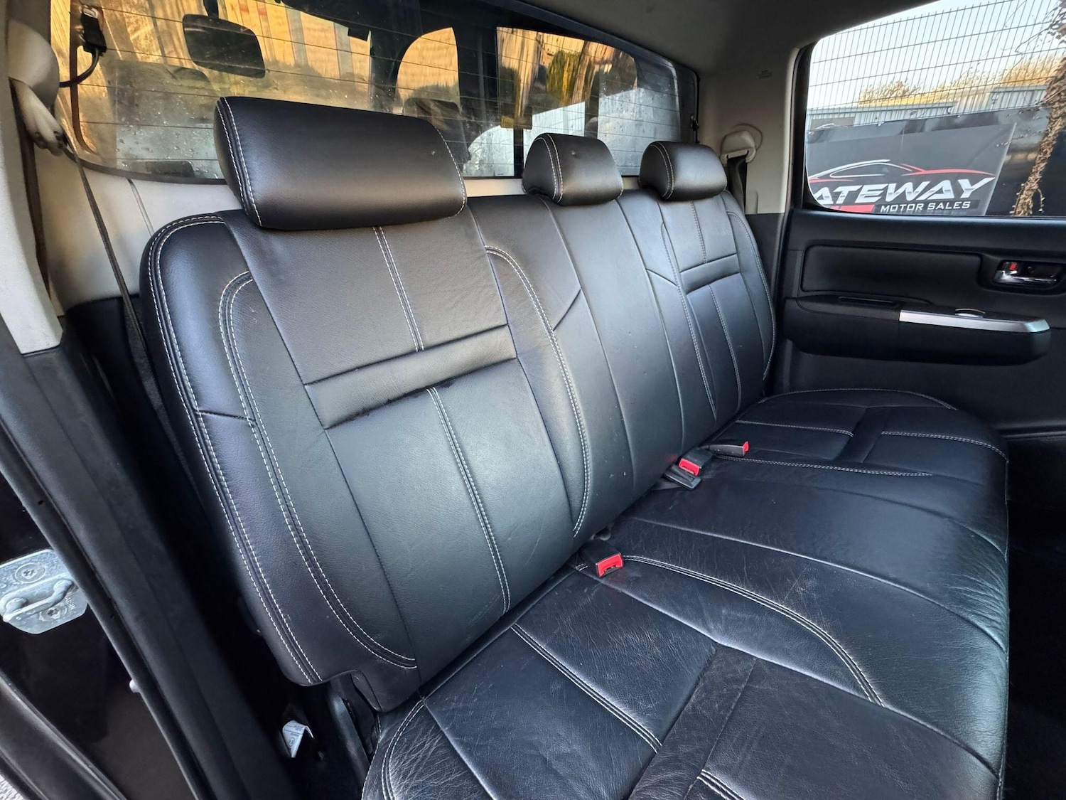 Used Toyota Hilux 2015 for sale - 76855925: Photo 40