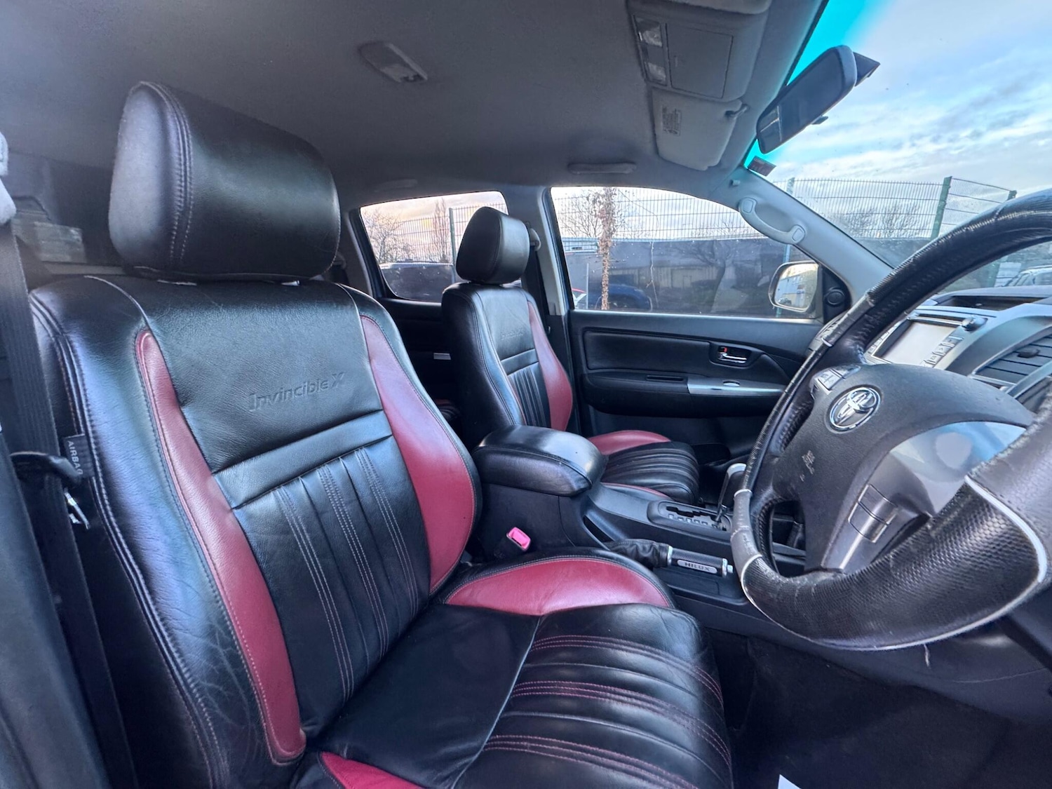 Used Toyota Hilux 2016 for sale - 77559908: Photo 18