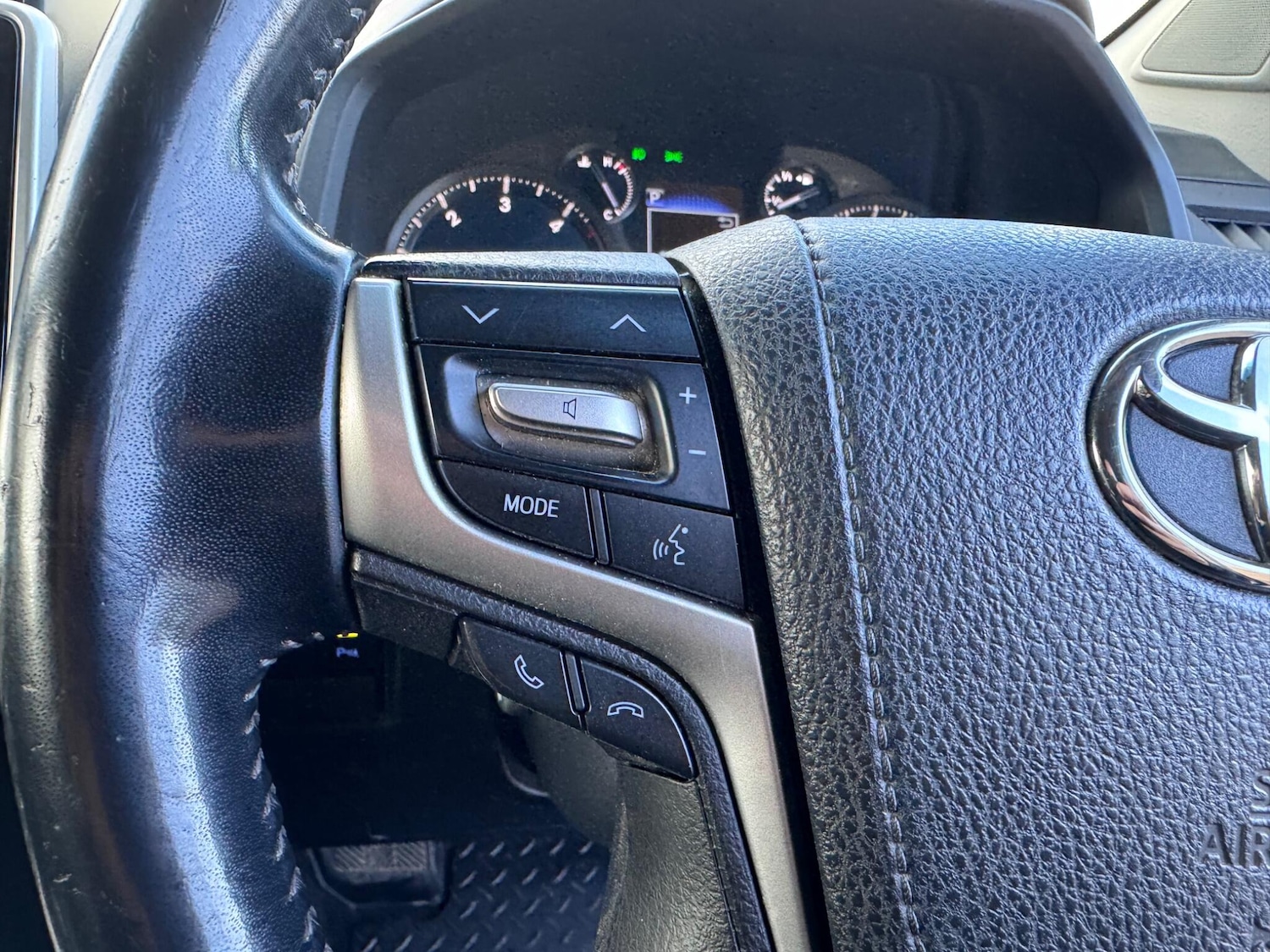 Used Toyota Land Cruiser 2019 for sale - 77637732: Photo 15