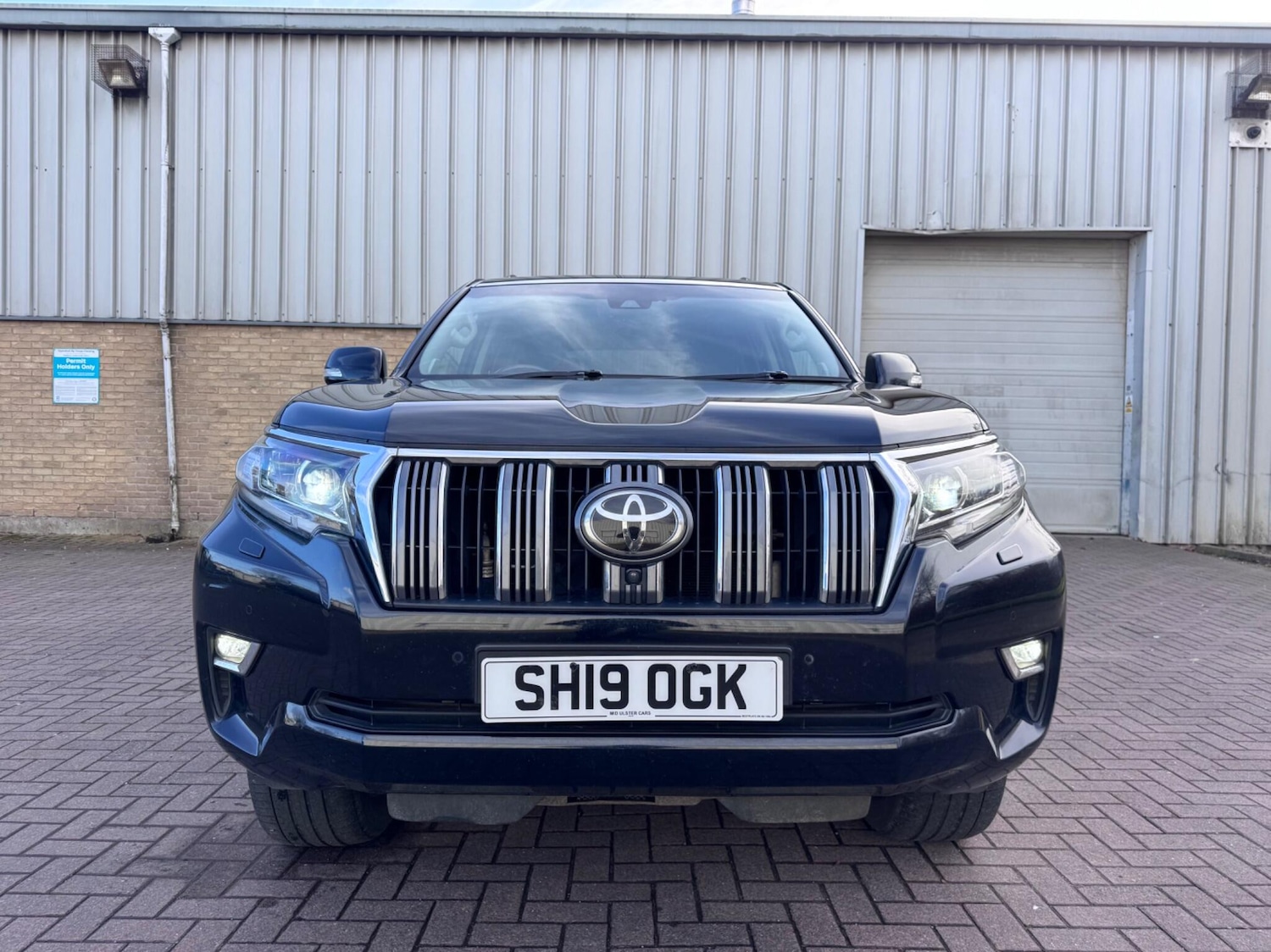 Used Toyota Land Cruiser 2019 for sale - 77637732: Photo 2