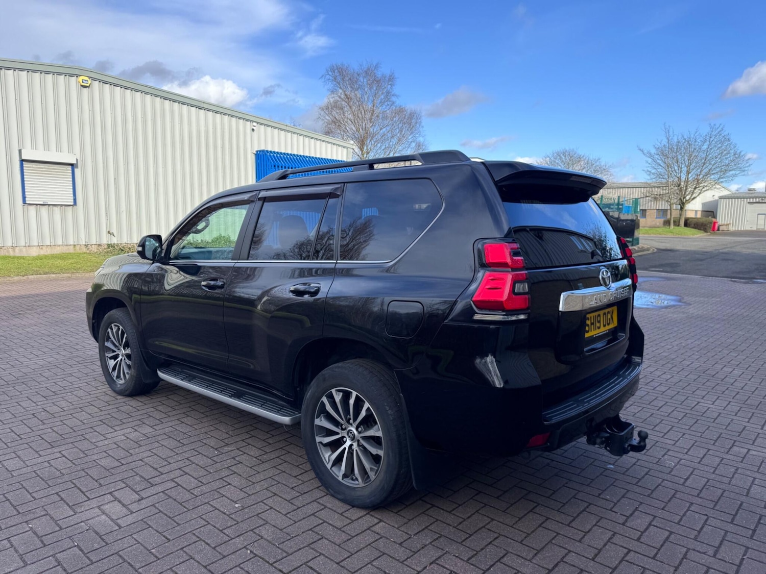 Used Toyota Land Cruiser 2019 for sale - 77637732: Photo 5