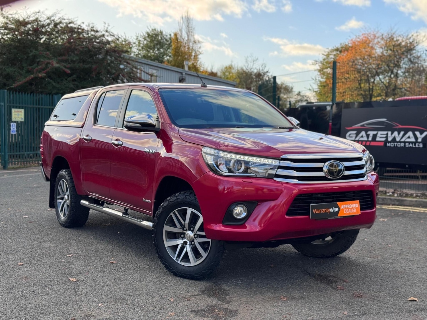 Used Toyota Hilux 2017 for sale - 76377888: Photo 1